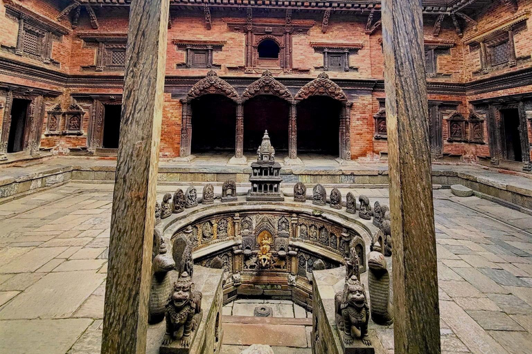 Kathmandu: 4/7 UNESCO-Welterbe-Tour mit ortskundiger GuideAlles inklusive: 7-stündige UNESCO-Tour mit Mittagessen, Getränken und Eintrittsgebühren