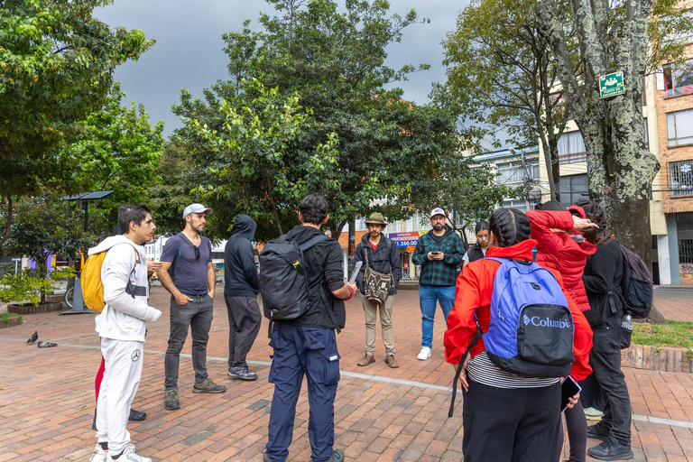 Shared Tour of the Chapinero Neighborhood: Culture, Identity, & Contrasts Spanish Tour