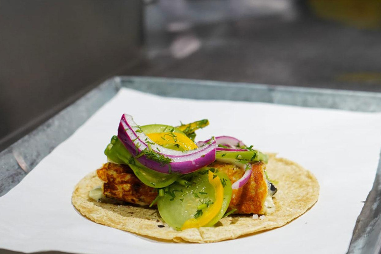 CDMX: Ruta nocturna de tacos y mezcal