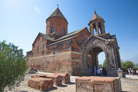 Privé : Khor Virap, Areni, Noravank, grotte des oiseaux, Jermuk