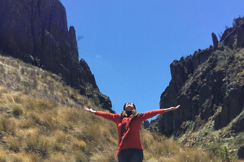 Cajamarca: Yacimiento arqueológico de Cumbemayo + Entrada