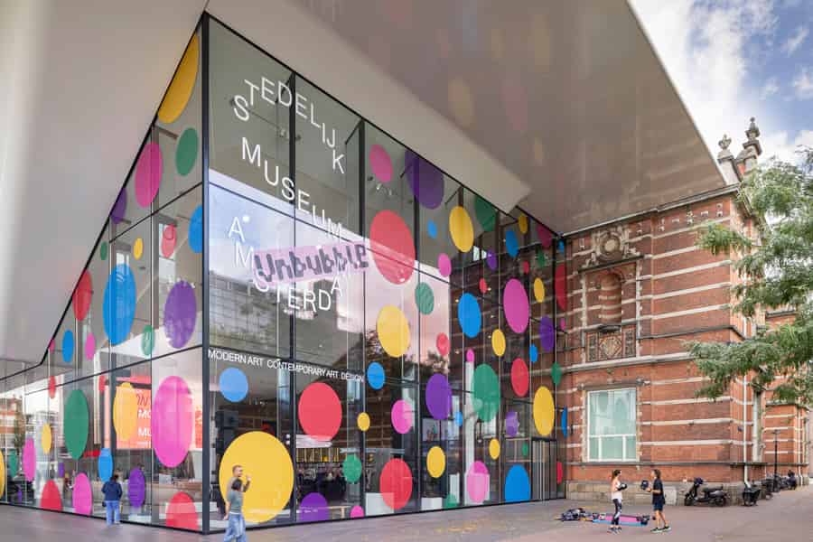 Amsterdam: Stedelijk – Das Museum für Moderne Kunst in Amsterdam. Foto: GetYourGuide