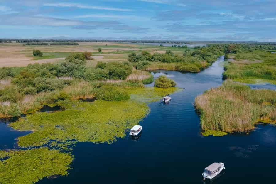 Ab Tulcea: Bootsfahrt im Donaudelta zum Dorf Mila 23. Foto: GetYourGuide Ab Tulcea: Bootsfahrt im Donaudelta zum Dorf Mila 23. Foto: GetYourGuide