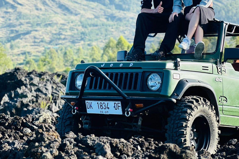 Ubud: Tour dell&#039;alba del Monte Batur in jeep e delle sorgenti calde naturaliTour dell&#039;alba in jeep con trasferimento