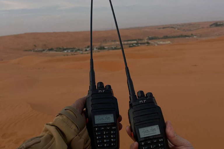 Riyadh: Red Sands Dunes Tour with Camel Ride & Snacks