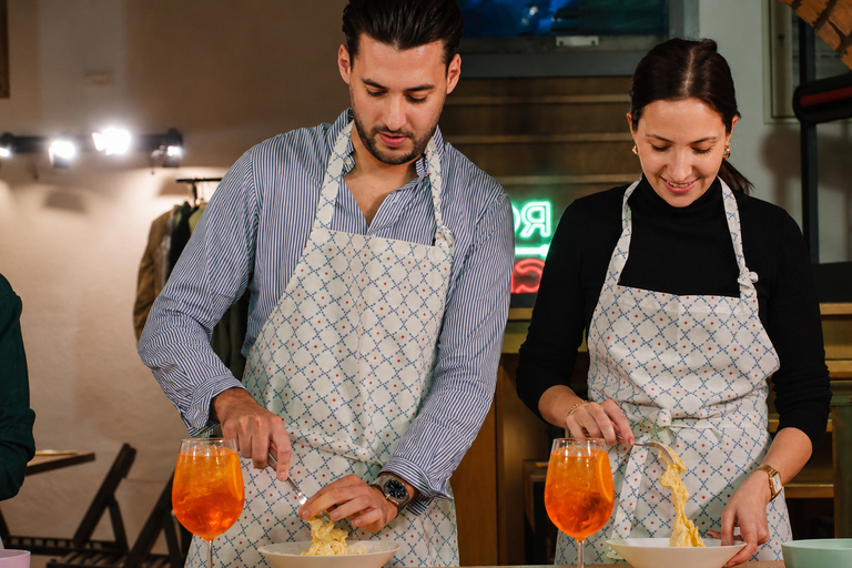 Rome Cooking Class: Make Pasta & Mix 3 Spritz Cocktails Private Experience
