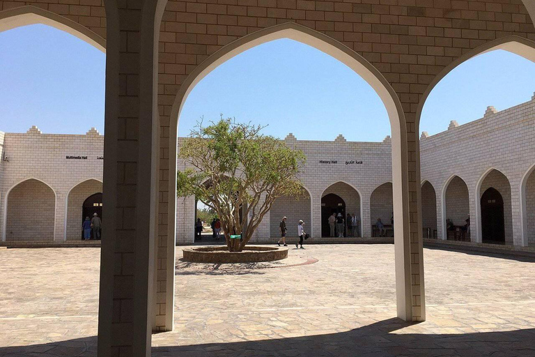 Salalah: Frankincense Museum Tour with Meal & Transfers