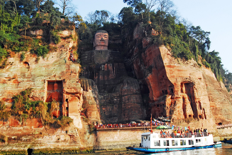 Private Tour: Discovering Pandas & the Majestic Giant Buddha Self-Guided: Discovering the Leshan Giant Buddha in a Day