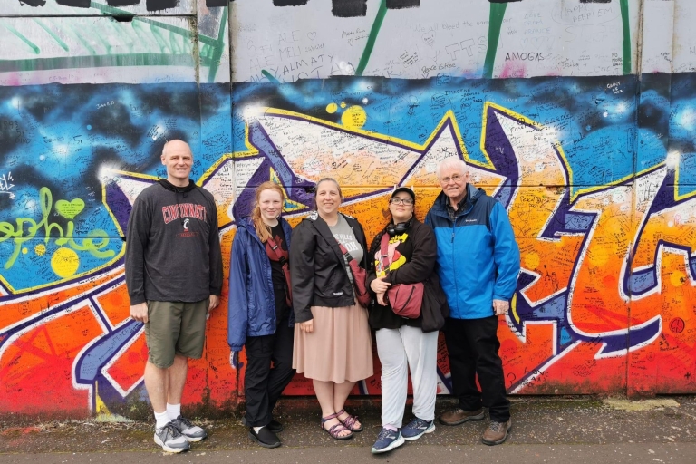 Belfast political mural taxi tour