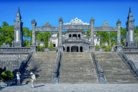 From Da Nang/Hoi An: Hue Imperial City, Tomb & Hai Van Pass Private Tour & Private Car Transfer & Private Tour Guide