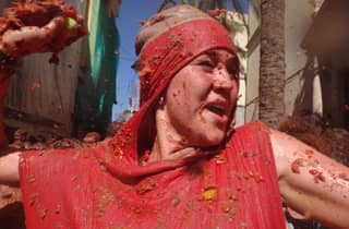 Barcelona: La Tomatina Tagesausflug nach Buñol mit Partyzugang