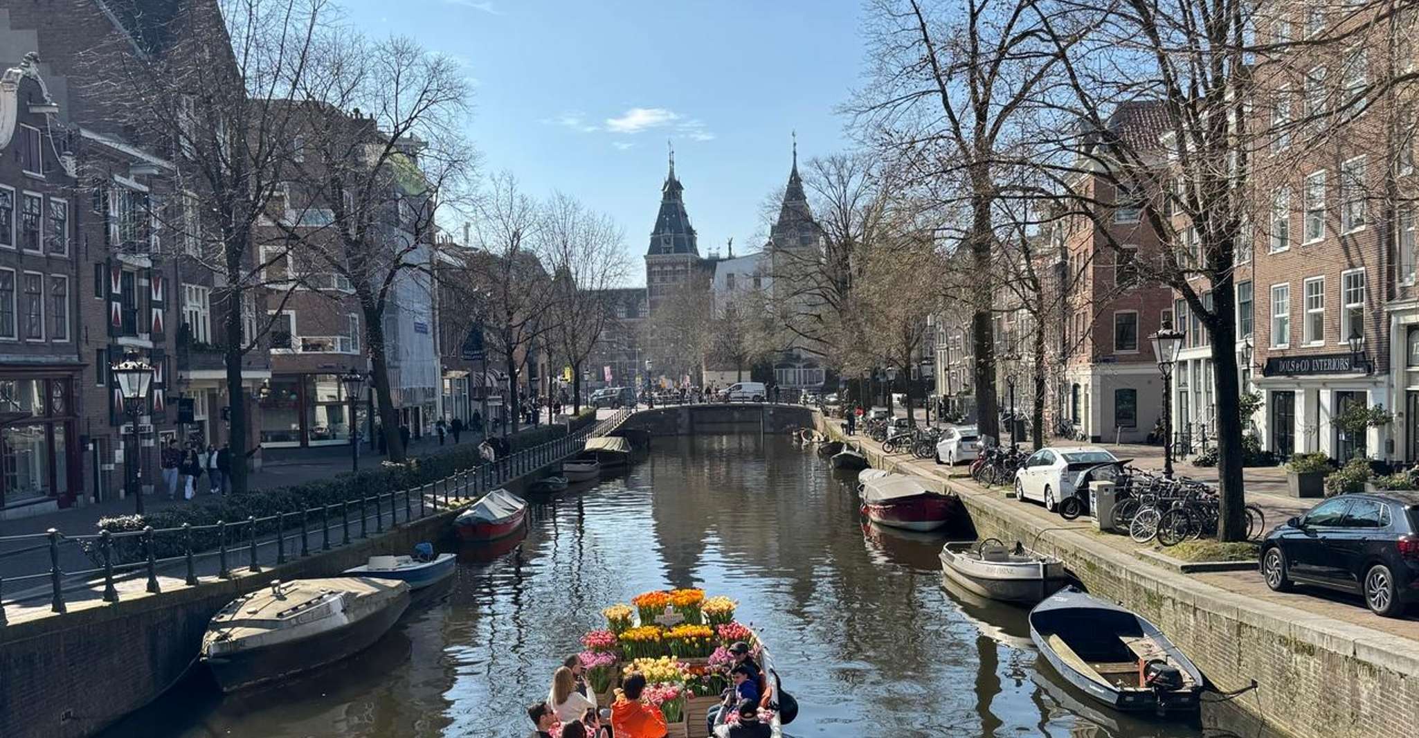 Amsterdam: Premium Tulip Boat Canal Tour photo 5