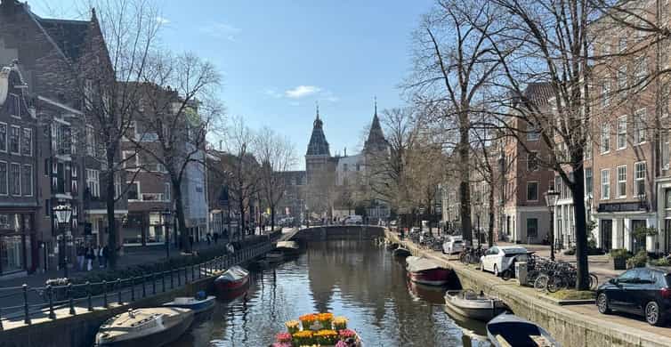 Amsterdam: Premium Tulip Boat Canal Tour photo 5