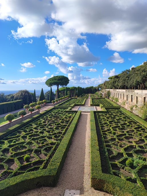 Rom: Tagestour nach Castel Gandolfo mit Eintritt in den Papstpalast Rom: Tagestour nach ...