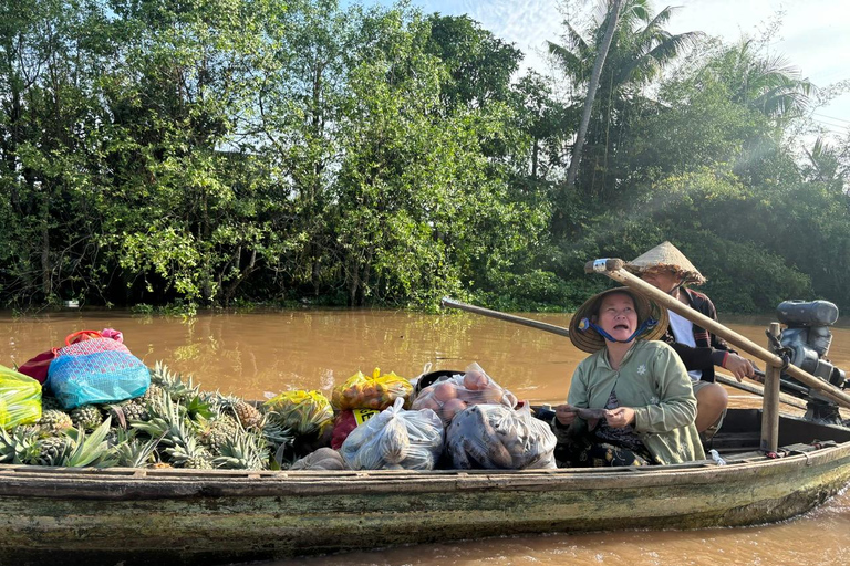 Can Tho: Floating Market, Canal, Cacao Farm & Mekong' Life Private tour with English speaking guide