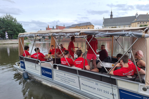 Wroclaw: Sunset Catamaran Cruise with Drink and Music