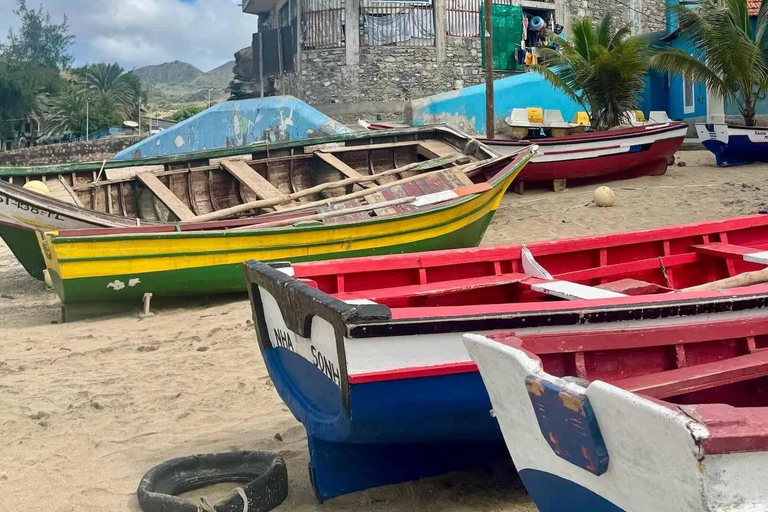 Santiago Island in One Day – Nature, Culture, and History