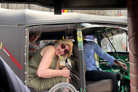 Colombo: Cruise Shore Excursion by Tuk Tuk & Tea Tasting
