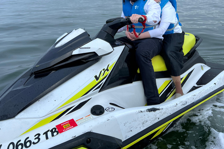 Miami: Miami Beach Jetski Ride with Boat and DrinksExperience with 1 Hour of Jet Ski Time