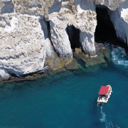Syracuse: Ortigia Island and Sea Caves Boat Tour