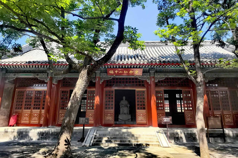 Beijing: Tanzhe and Biyun Temple Private Day Trip Beijing: Private Day Trip to Tanzhe and Yonghe Temple