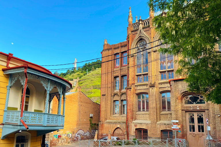 Authentic and secret Tbilisi – Private tour (price for 1 to 3 people)