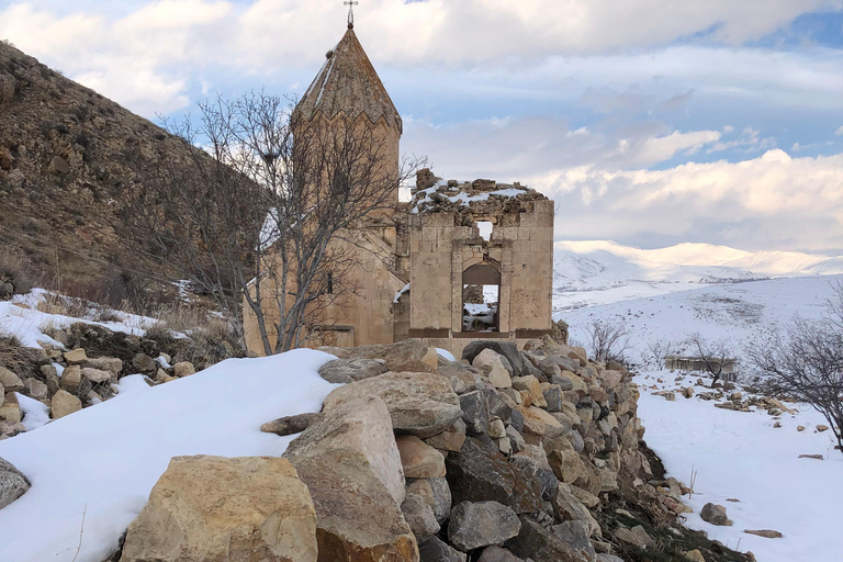 يريفان: جولة في خور فيرب، ووادي الملائكة، ووادي أرارات