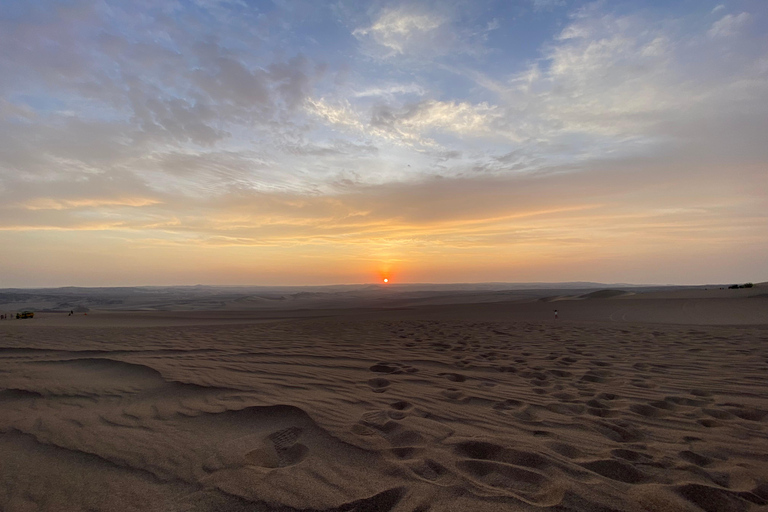Ocean & Desert Journey: Ballestas, Vineyard & Huacachina
