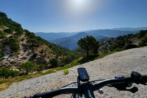 Von Granada aus: E-Bike-Tour durch Los Cahorros de Monachil