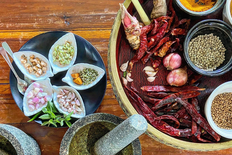 Esperienza di cucina biologica tailandese a Chiang Mai