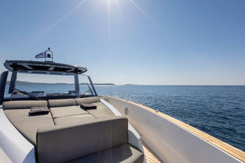 Caldera Private Cruise with Luxury Fjord 52 Motor Yacht Sunset Cruise
