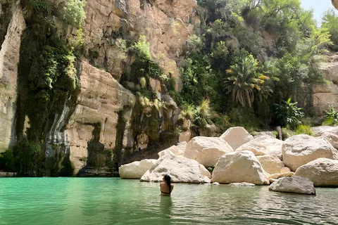 Experience Oman: 8 days private tour from Muscat