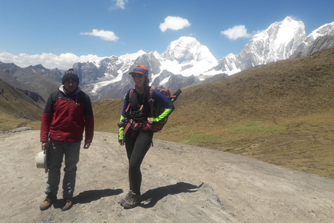 Randonnée guidée dans la cordillère de Huayhuash - circuit complet