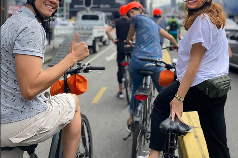 Warsaw Bike Tour: Old Town & City Centre Guided (1.5h or 3h) The Full Warsaw Experience (3 Hours + 30-min Break)