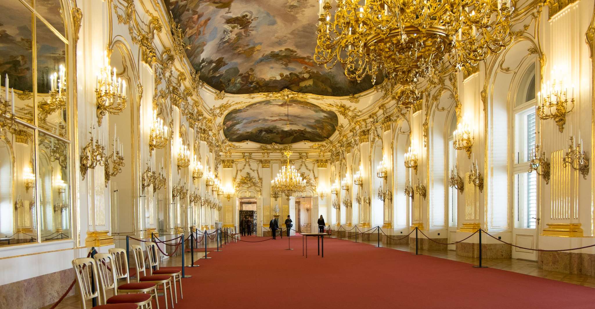 Vienna, Skip-the-Line Schonbrunn Palace and Gardens Tour - Housity