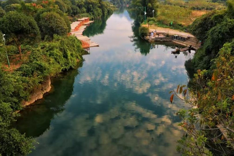 阳朔：天际线山脊、玉龙江和十里画廊阳朔：天际线山脊、玉龙河和十里画廊