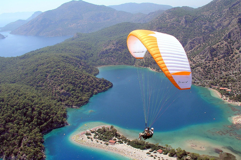 Fethiye: Babadağ Tandem Paragliding Experience over Ölüdeniz