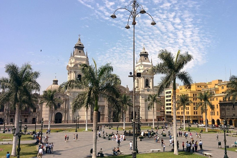 Panoramabuss 360° i Lima, Historia, Konst