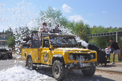 Cañón Verde: Crucero en Catamarán y Aventura en Jeep SafariCañón Verde: Aventura Safari en Jeep