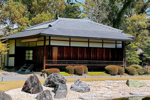 Kyoto: Nijo-jo Castle Samurai & Shogun Private In-Depth Tour Route 1: Essential In-Depth Experience (1 hour)
