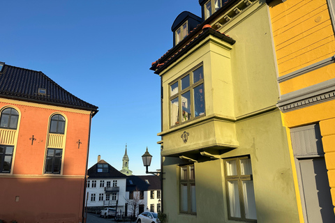 Bergen: Guided Walking Tour with Ghost Stories