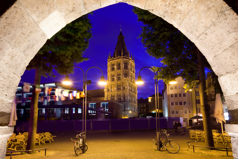 Cologne: Guided Walking Tour by Torchlight Group Pricing