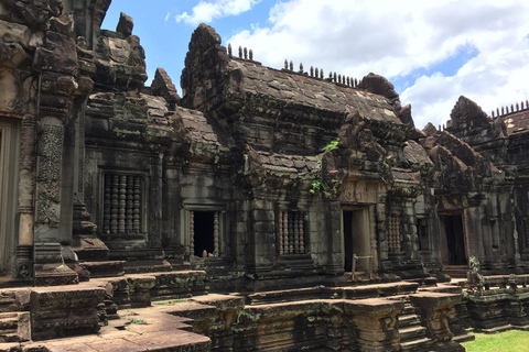 Siem Reap: Angkor Wat, Angkor Thom, and Banteay Srei Tour