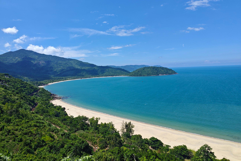 Da Nang : Visite de la ville de Hué avec le col de Hai Van et la rivière des Parfums