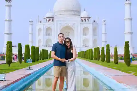 Da Jaipur: Tour guidato del Taj Mahal e di Agra in auto