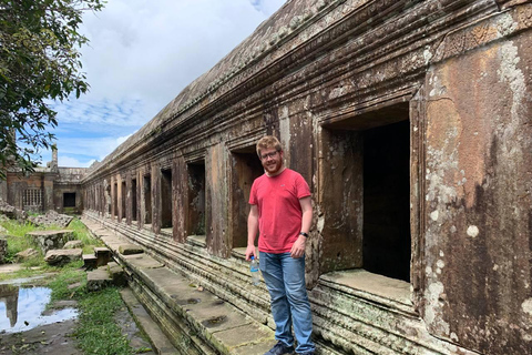 Excursão particular de 1 dia a Preah Vihear, Koh Ker e Beng MealeaSedã particular