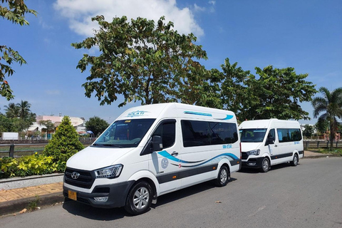 Hanoi: Private Car Service to Sapa, Halong Bay, or Ninh Binh Hanoi to Ninh Binh: Private Car Service (16 seats)