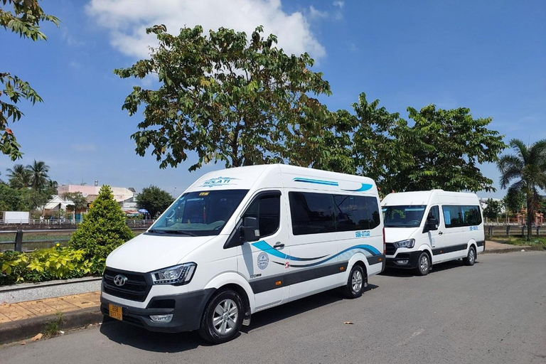 Hanoi: Private Car Service to Sapa, Halong Bay, or Ninh Binh Hanoi to Ninh Binh: Private Car Service (16 seats)