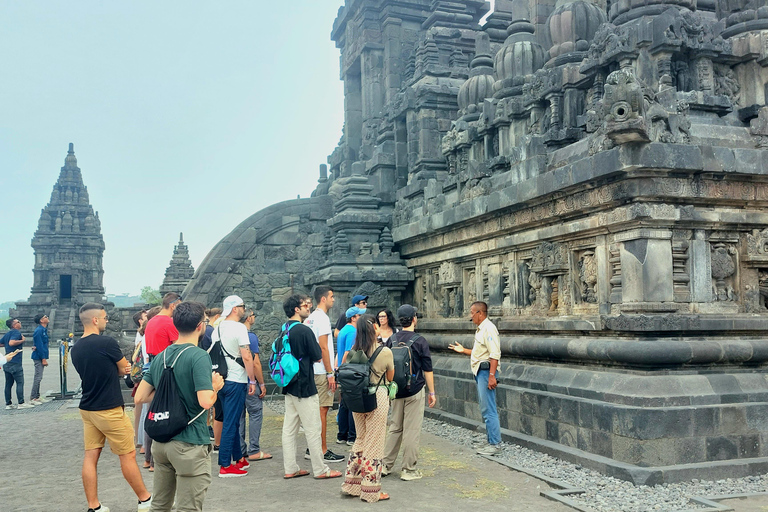 Yogyakarta: Borobudur-Prambanan, comece com o nascer do sol sobre as nuvensExcursão partilhada SEM todos os ingressos