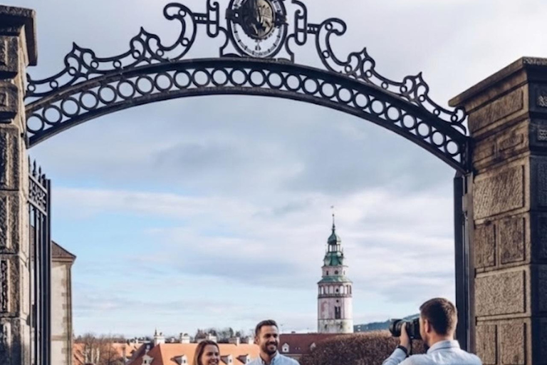 From Prague to the Port: River Cruise Sightseeing Transfer